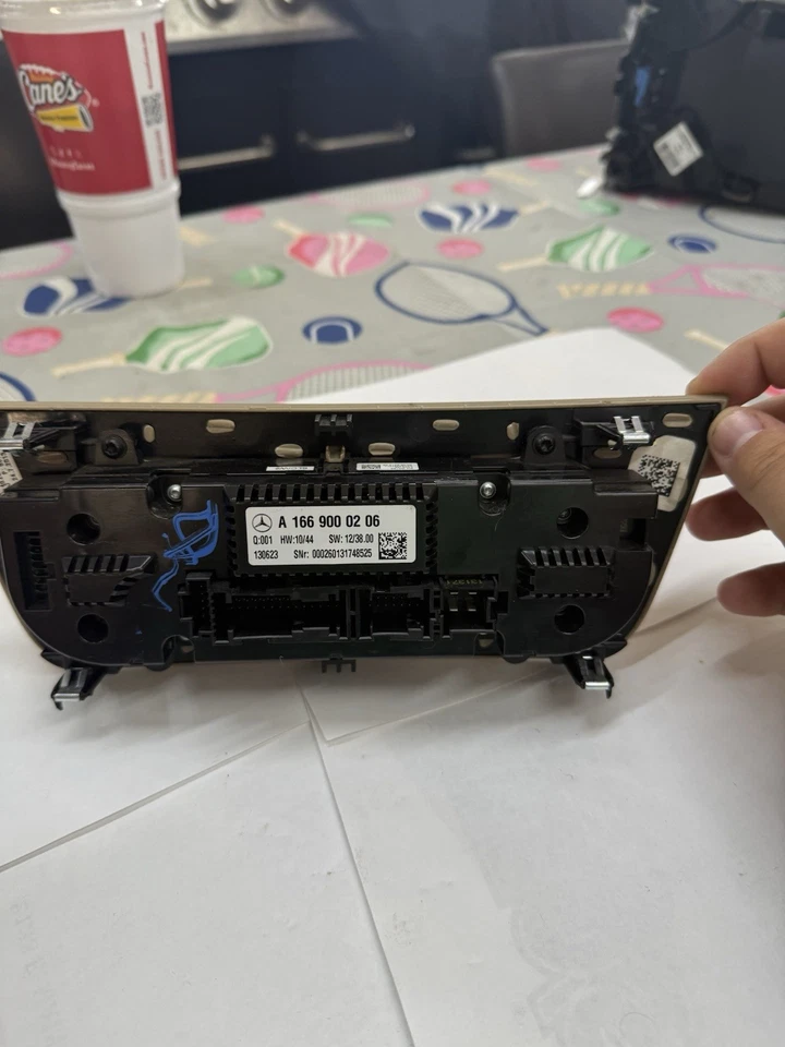 Controle de temperatura climática dianteiro Mercedes-Benz GL450 2014-2016 zona dupla fabricante de equipamento original - Imagem 4 de 4