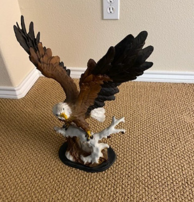 Vintage Bald Eagle Resin Figurine 14'' Wing Span