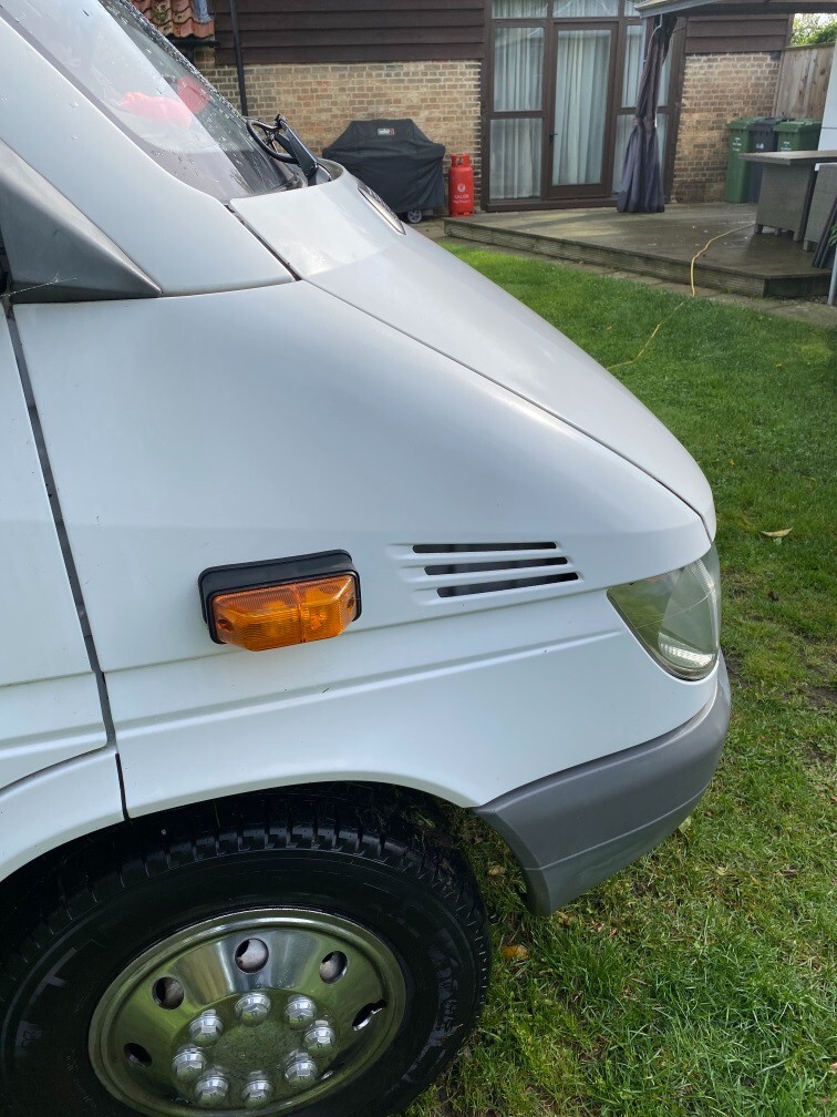 Mercedes motorhomes with towbar and cycle carrier, 4 seat belts, 6