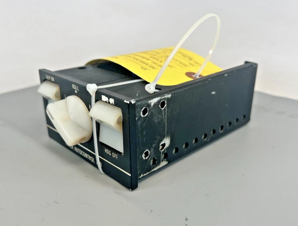 AUTOCONTROLLER 111B - Image 2 of 4