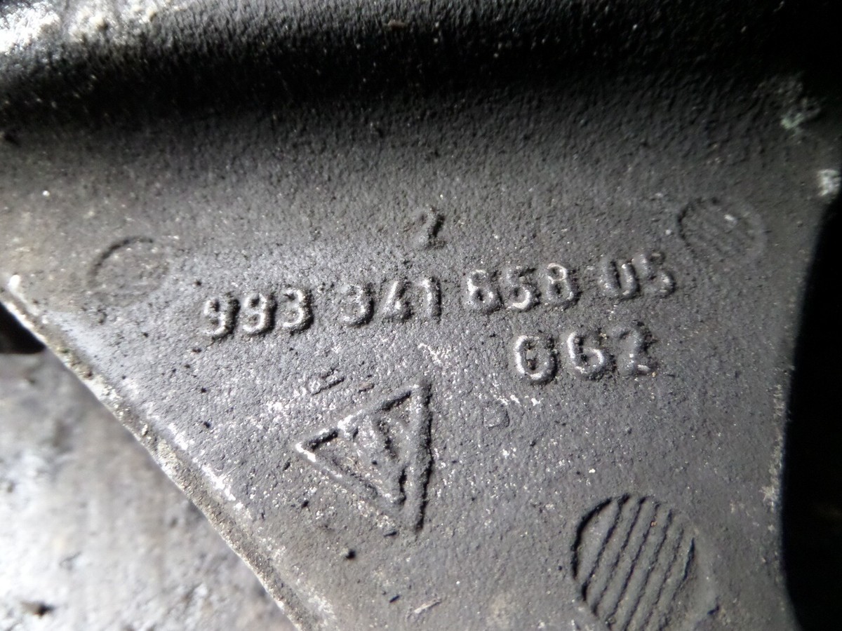 スポーン　バックル　1997年当時もの　used 95-98 Porsche 911 993 C4 S Front Left Knuckle Assembly 964 OEM | eBay