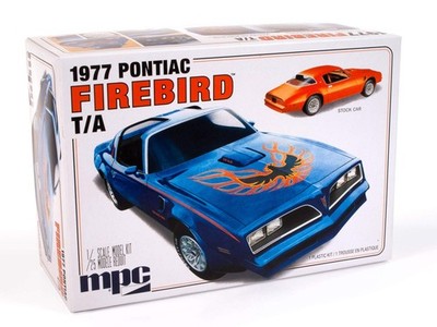 1977 Pontiac Firebird T/A 1:25 Scale Plastic Model Kit (MPC916M)