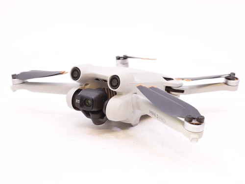 BROKEND FOR PARTS!! DJI Mini 3 Pro Quadcopter Drone!