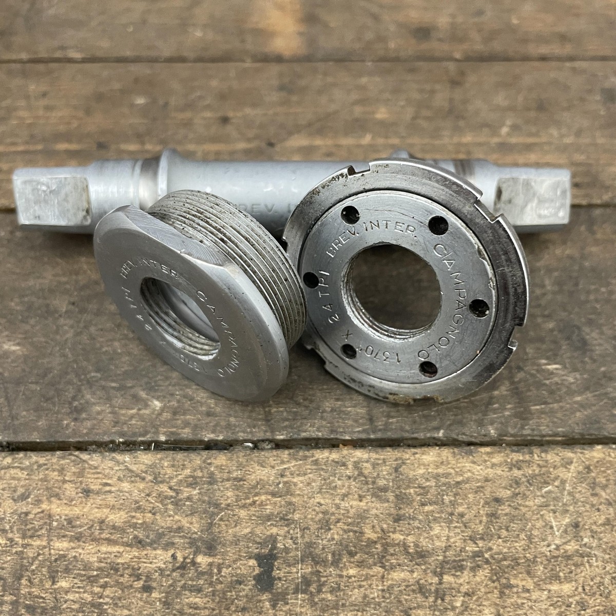 Vintage Campagnolo Bottom Bracket 68-SS-120 BSA 1.370 24TPI