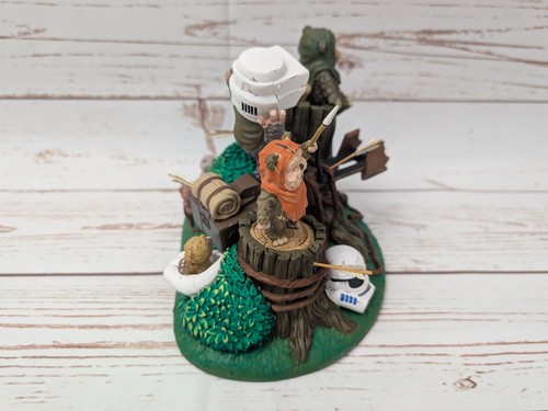 Star Wars Return of the Jedi 40th Ewoks Collectible Figurine Disney *Damaged* - Picture 4 of 14