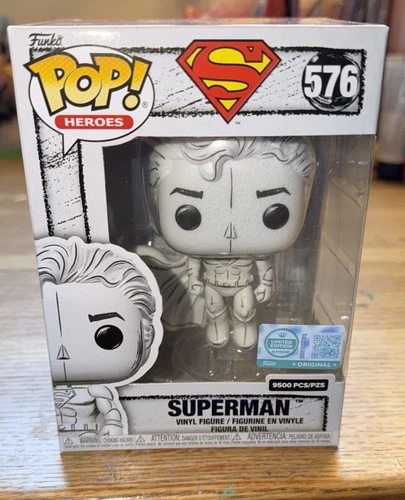 Funko Pop Superman #576 (Sketched) Limited Edition Supreme 9500 Pieces