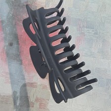 Black Solid Plastic Hair Claw Clip Large Jaw Clamp Hair Accessory