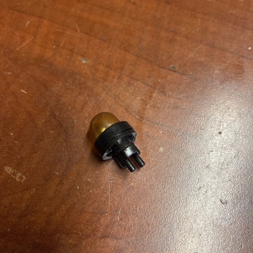 OEM Craftsman Primer Craftsman 30CC 4-CYCLE Gas Trimmer 73197 3 Hose Connection - Picture 1 of 5