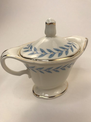 Edwin M. Knowles Vitreous China Sugar Bowl and Creamer Vintage - Picture 2 of 6