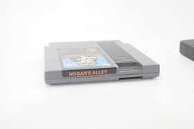 Hogan's Alley NES Nintendo Black Box CIB - orig price tag!