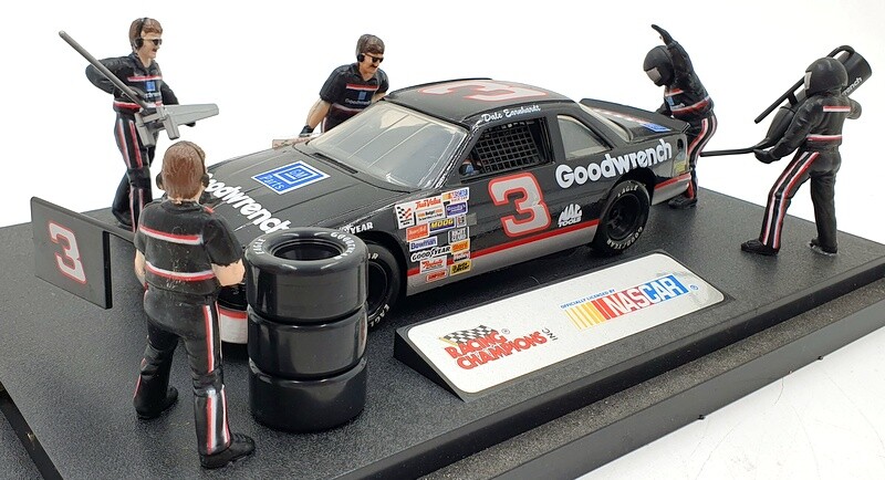 Racing Champions 1/24 Scale 09060 - Chevrolet #3 Nascar Pit