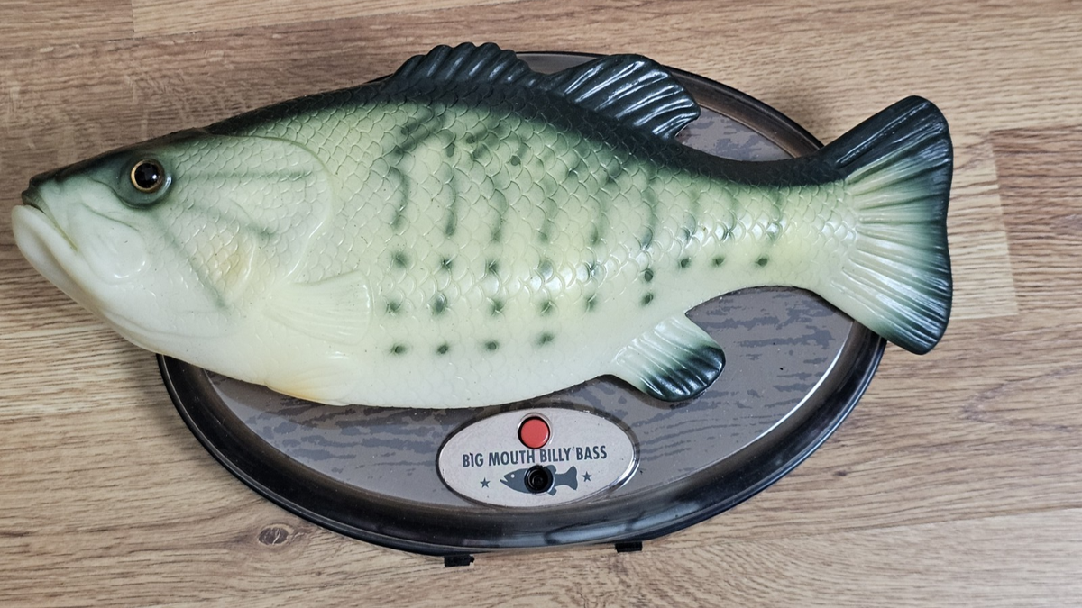 Gemmy Big Mouth Billy Bass The Singing Sensation Animatronic Fish