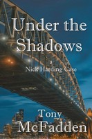 Tony Mcfadden | Under The Shadows | Taschenbuch | Englisch (2024)