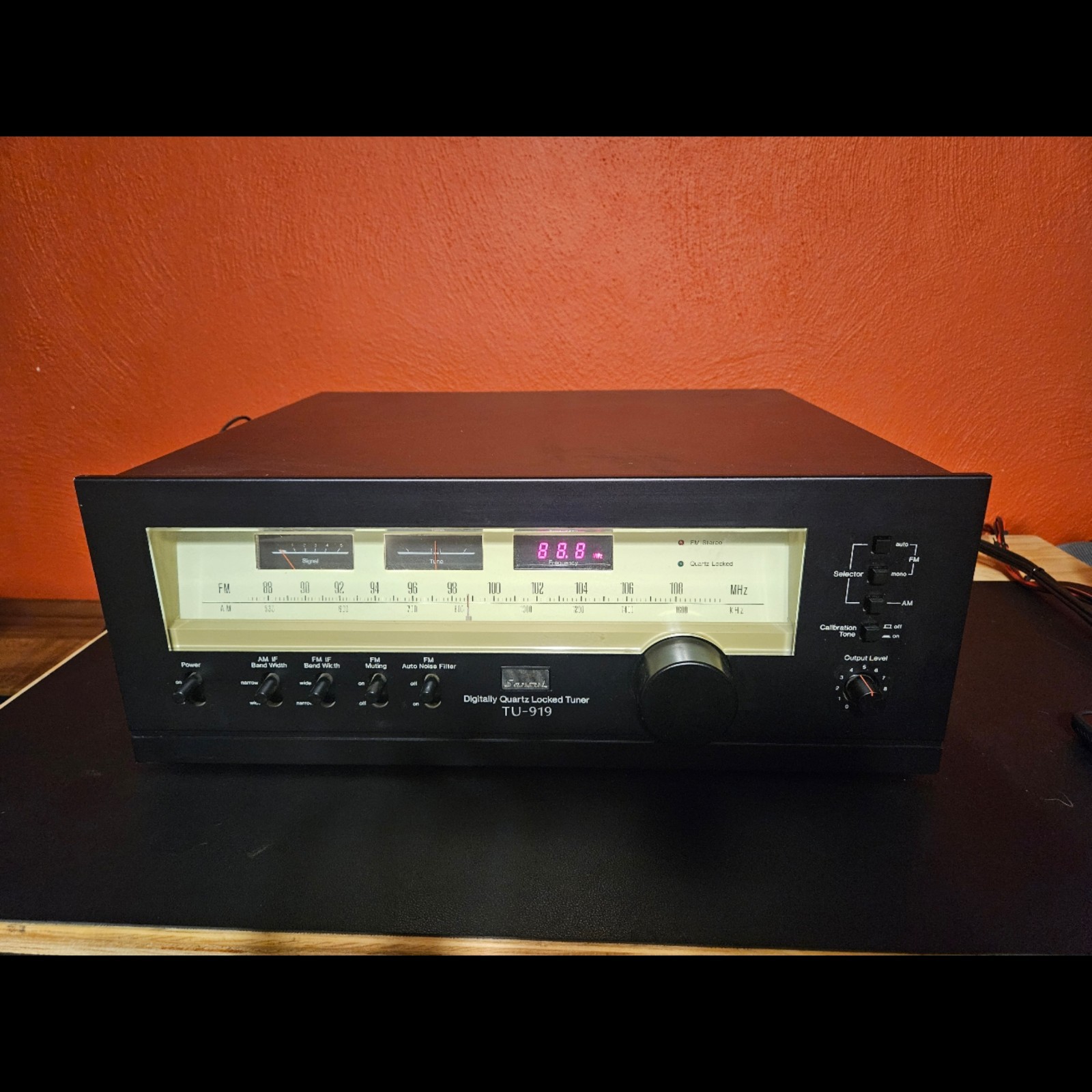 Sansui TU-919 Am/FM Stereo Tuner