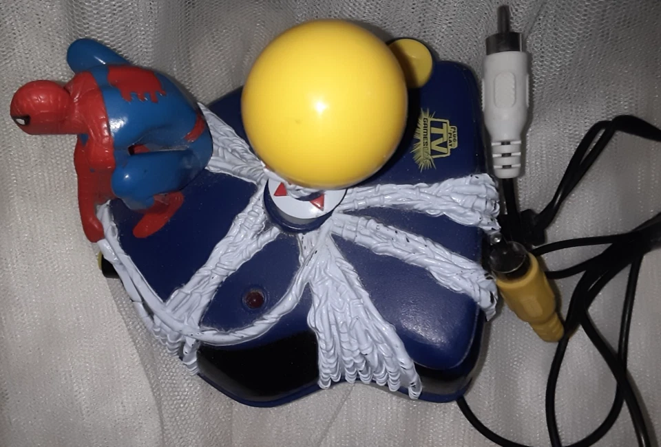 Marvel Spiderman Plug-N-Play Game Controller BY JAAKS Pacific 2007 - Image 4 of 4