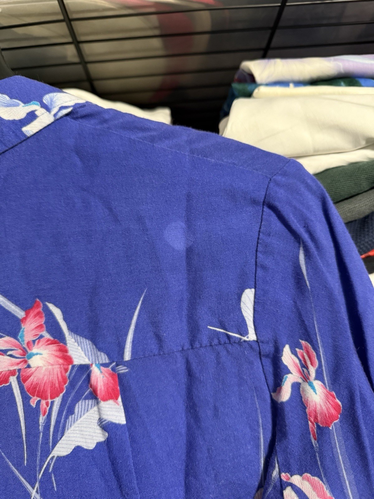 Vintage Paradise Found Hawaiian Japanese Shirt Purple Iris Flower Mens SMALL image 5