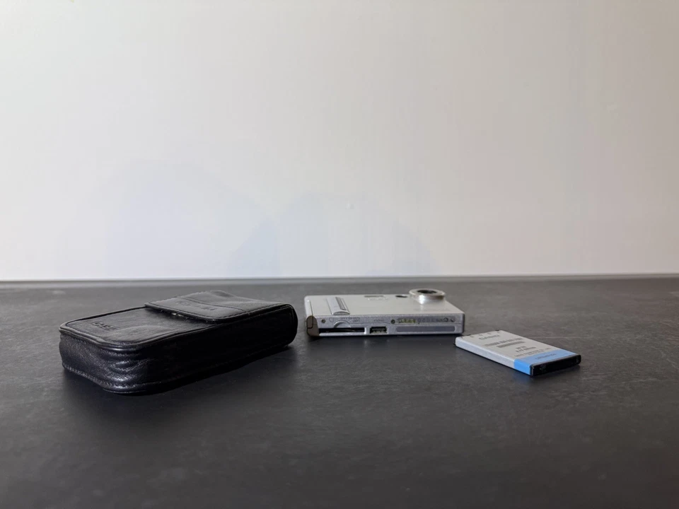 Vintage CASIO EXILIM Digicam EX-S2 Ultra Slim Digitalkamera CCD Sensor - Bild 3 von 4