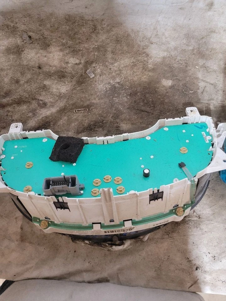 Velocímetro US Cluster compatible con 00-02 SATURN L SERIES 109117 Foto 2 de 2