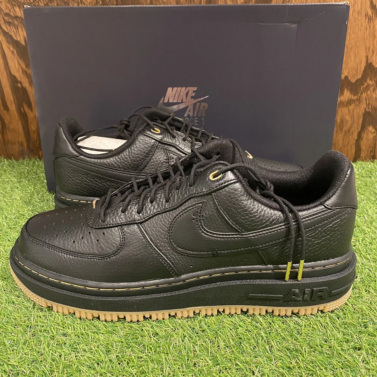 Nike Air Force 1 Comfort Lux Low Black Sneaker