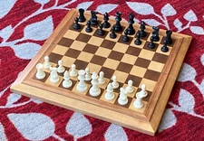 32Pc Weighted Chess Set Tournament Style Pieces Green Sky Chess Game (Plastic)