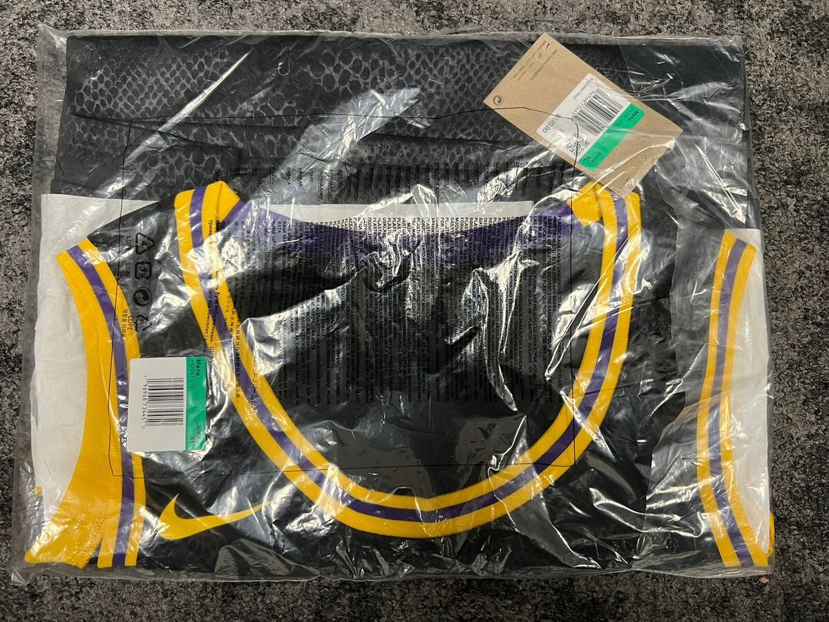 Nike Kobe Mamba Mentality Los Angeles Lakers City Edition Nike Kobe Mamba Mentality Los Angeles Lakers City Edition