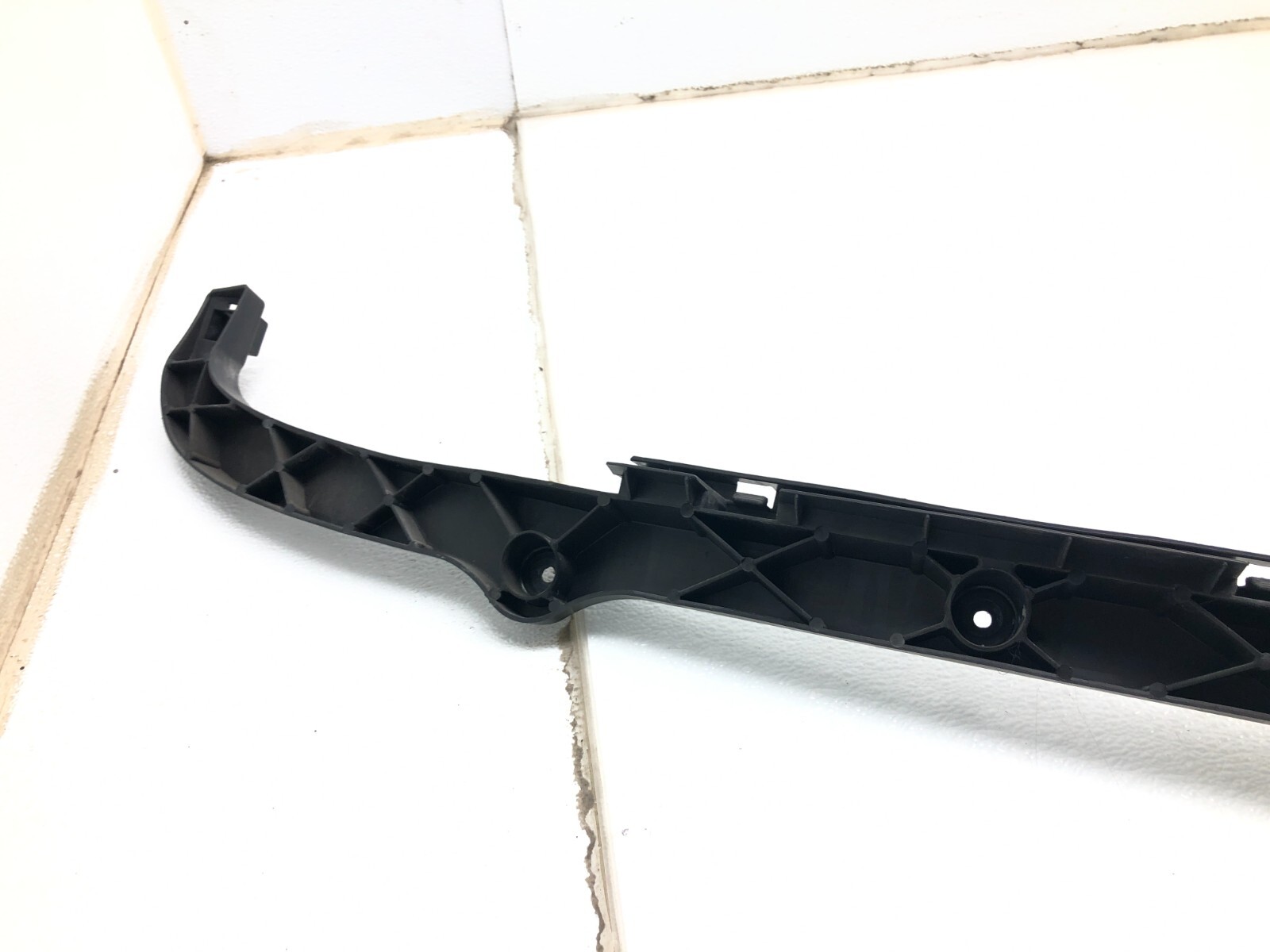 Maserati Ghibli 2014-2019 REAR+UPPER Bumper bracket