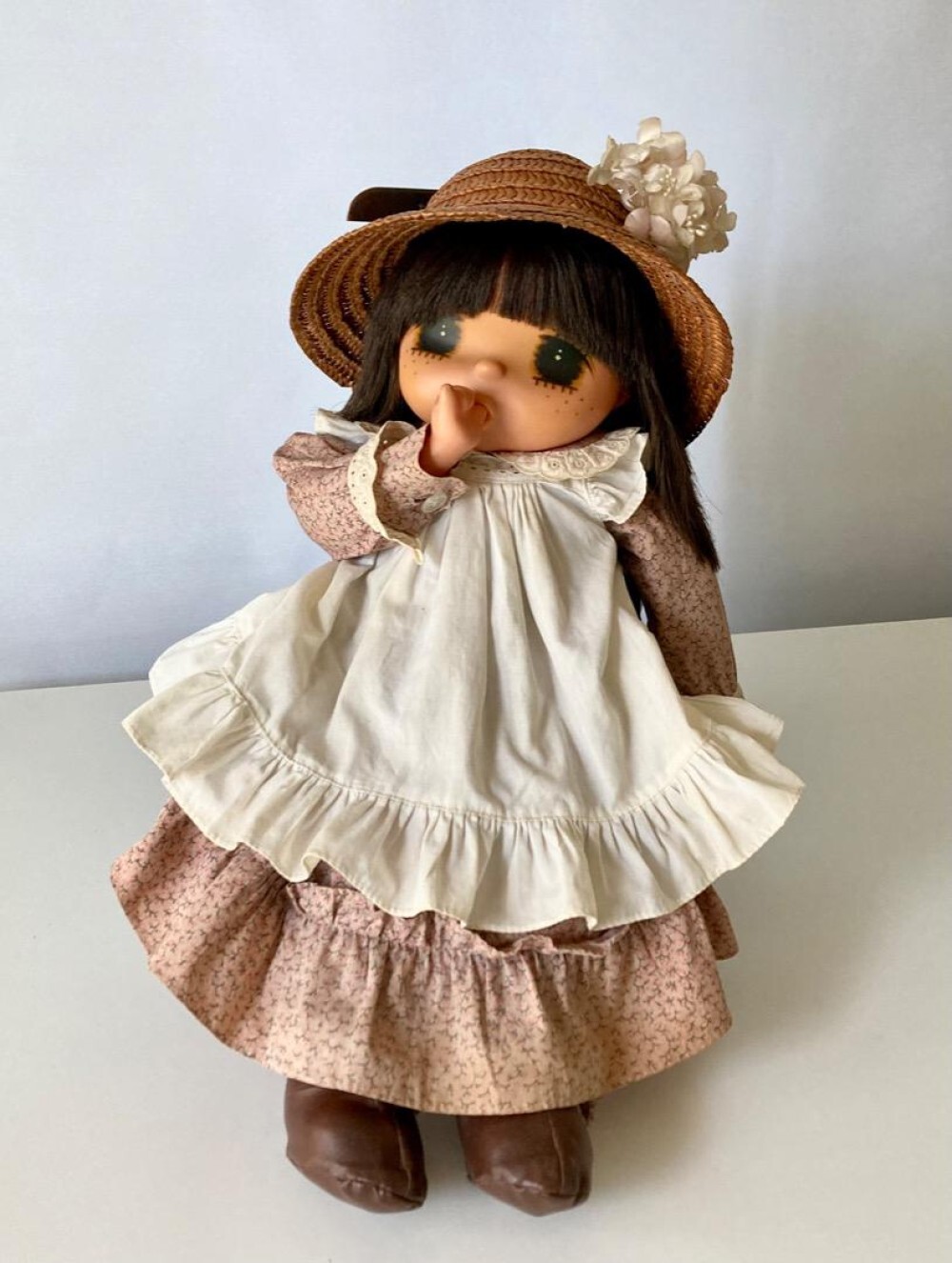 Mademoiselle Jeje Sekiguchi doll vintage with retro wooden chair