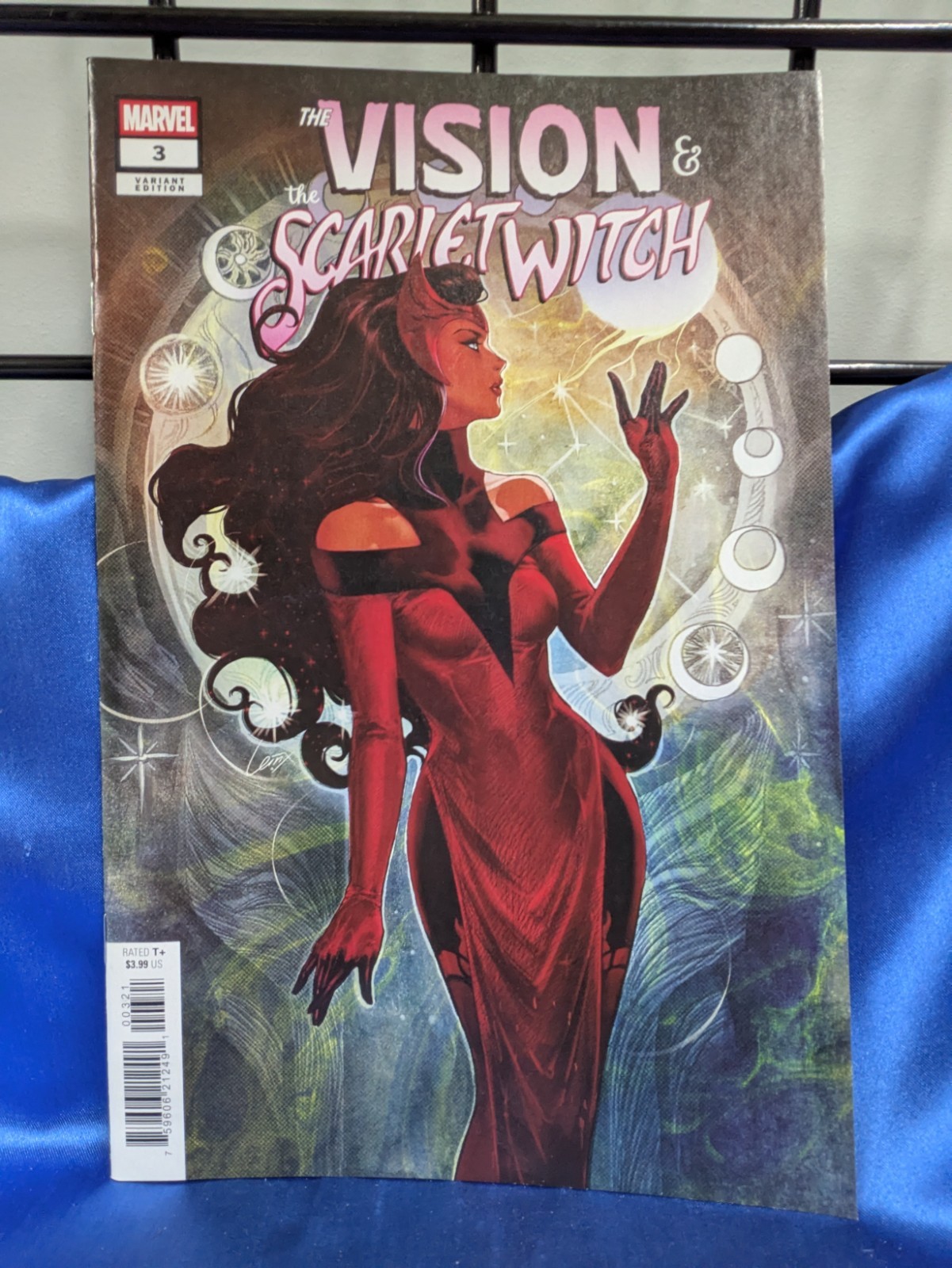 THE VISION & THE SCARLET WITCH #3 LEIRIX SCARLET WITCH VARIANT (2025)