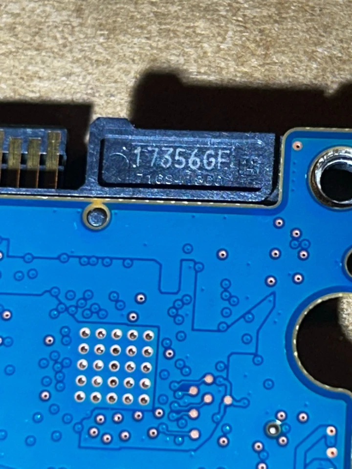 Seagate Hard Drive PCB Controller Board 100809471 Rev A - Scheda donatrice per riparazione - Immagine 4 di 4