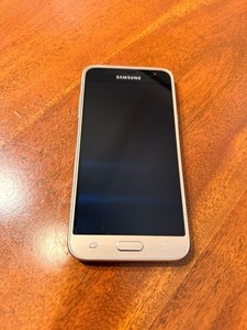 Samsung Galaxy J3 8GB - gold - 2016