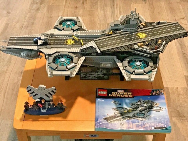 lego helicarrier 76042
