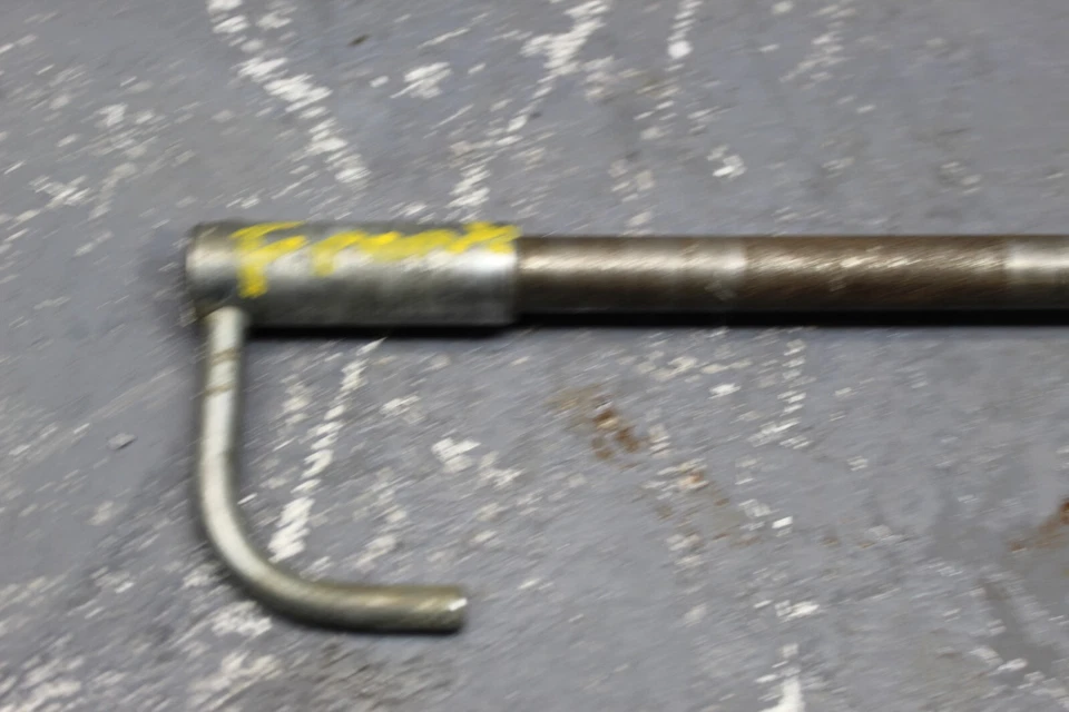 Husqvarna WXC610 1993 OEM LLANTA DELANTERA EJE PIVOTE PERNO Foto 2 de 4