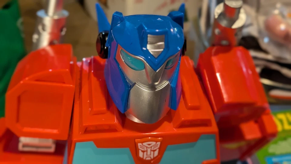 Transformers R/C Optimus Prime Rescue Bots Academy - Tested - Complete w/ Remote - Image 4 of 4