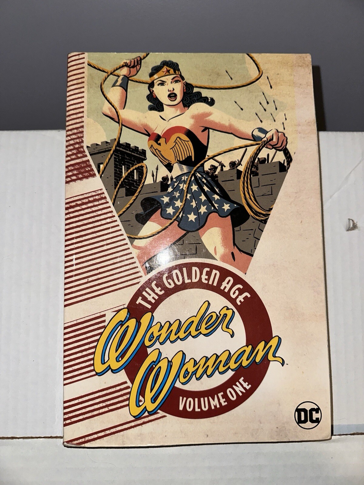 Wonder Woman: The Golden Age Vol. 1 - Graphic Novel - DC Comics - 2017