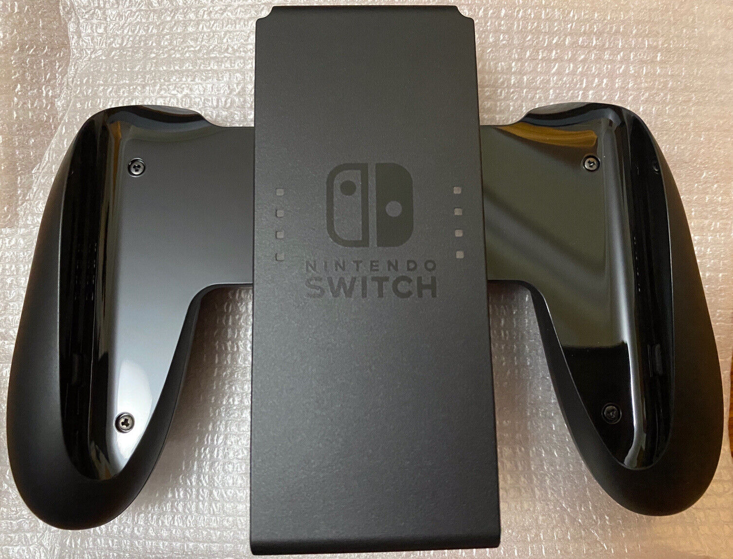 Joy-Con Grip - REFURBISHED