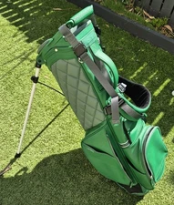 SUN MOUNTAIN 4 WAY MATCH PLAY GREEN FAIRWAY 💚 GOLF CARRY / STAND BAG