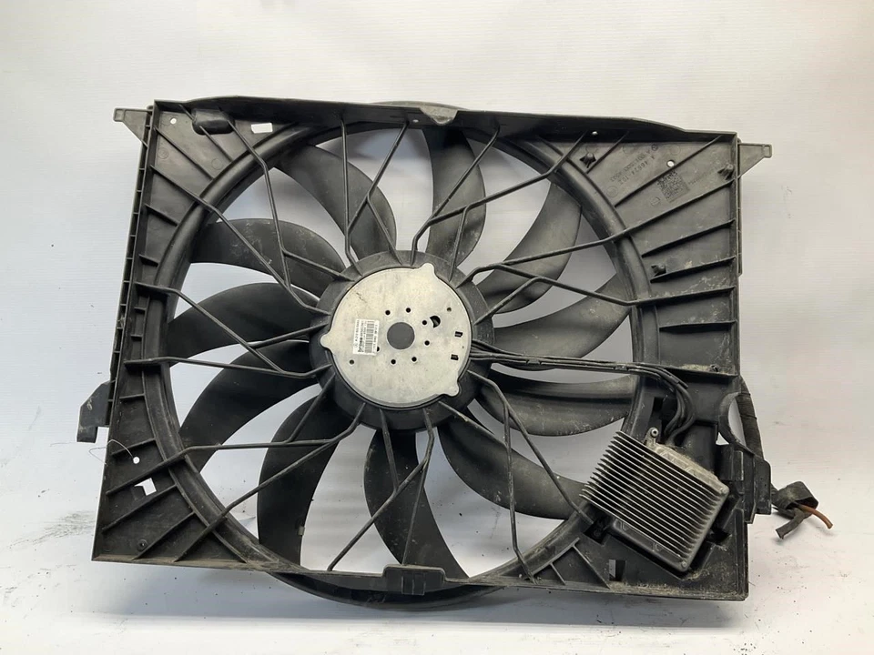 07 08 09 10 11 12 13 14 梅赛德斯-奔驰 CL550 散热器 冷却风扇罩 B — 第 2/4 张图片