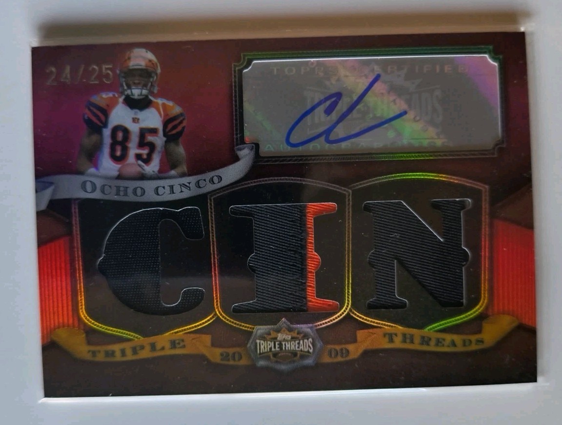 2009 TOPPS TRIPLE THREADS CHAD OCHOCINCO JERSEY PATCH JERSEY AUTO SP /25