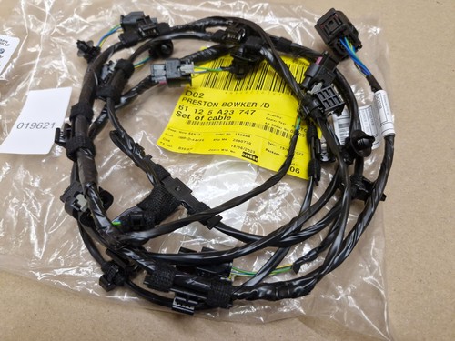 BMW iX3 X3 G08 Rear Bumper Wiring Harness 2020-on 61125A23747 Genuine New - Picture 5 of 13