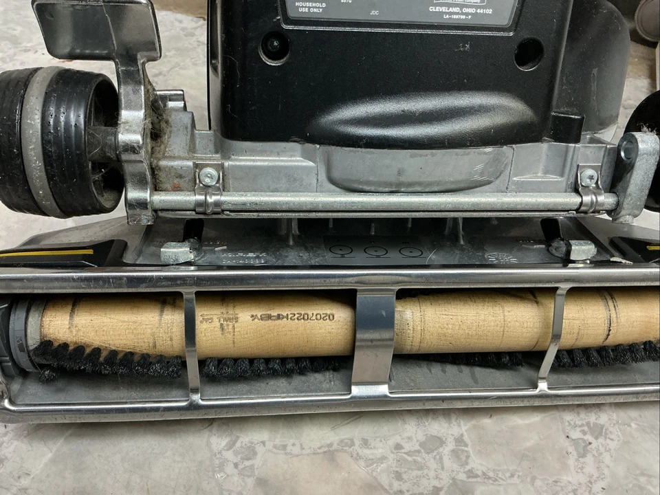 KIRBY G6 G6D Vacuum Cleaner Runs AS-IS No Bag Parts Or Restoration - Image 3 of 4