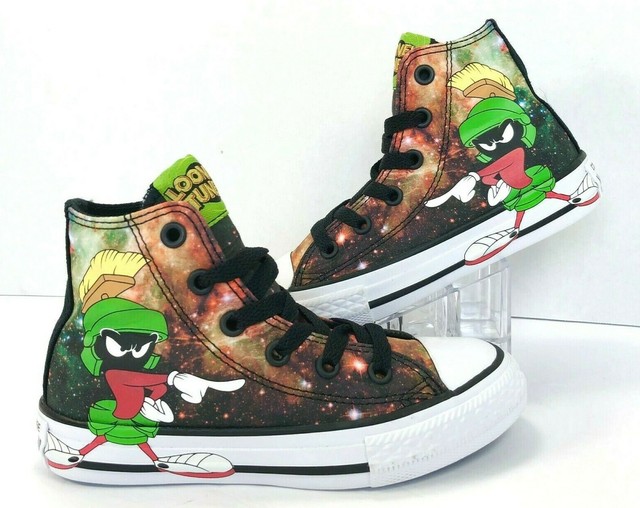looney tunes basketball shoes