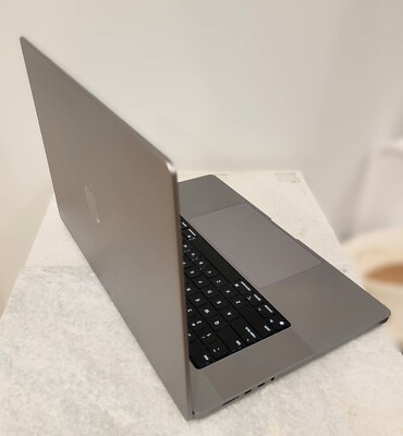 Apple MacBook Pro 16 in 2020 Space Gray/Apple M1 Pro 3.2 GHz