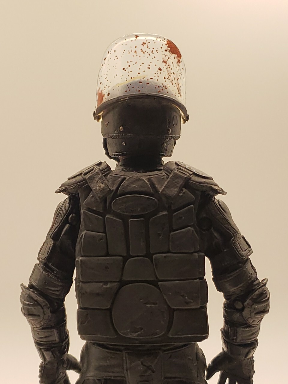 Walking Dead Riot Gear Police Action Figure W/ Stand McFarlane The Walking Dead 