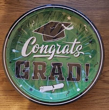 FREE 25 Green Congrats GRAD Congratulations Graduation 2024 Dinner Plates US New