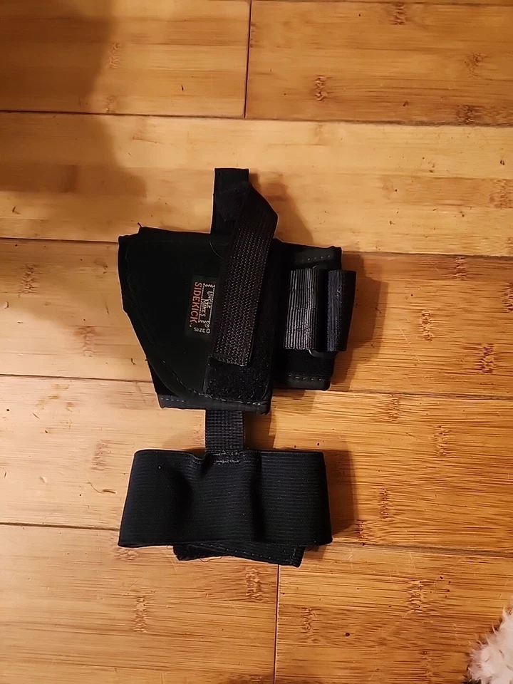 Uncle Mike’s Sidekick Ankle Holster Size 0 & Garter Complete - Image 2 of 4