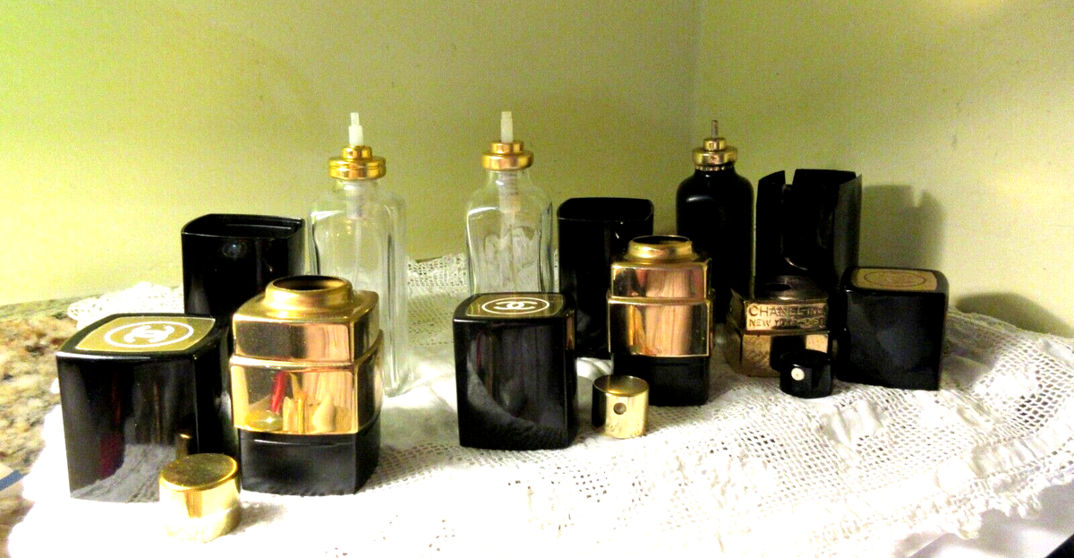 EMPTY VINTAGE CHANEL NO. 5 Black & Gold Spray Perfume