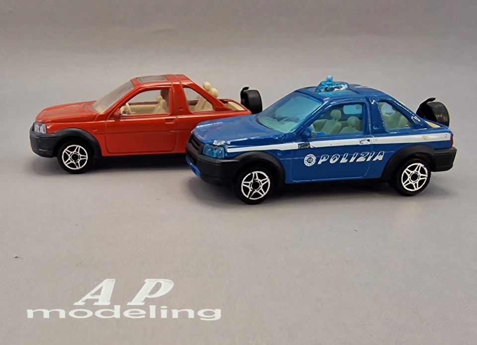 lotto modellini auto scala 1:43 di land rover freelander macchinine bburago - Immagine 4 di 4