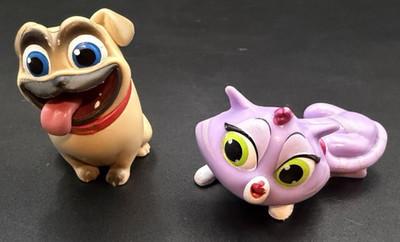 DISNEY Junior Puppy Dog Pals Rolly & Hissy Cat Action Figures Lot Of 2