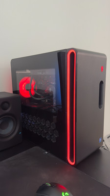 Alienware Aurora R16 Gaming Desktop Intel Core i7 RTX 4070 Super 32GB 1TB SSD 