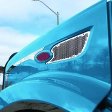 TP-1129 Peterbilt 579 Side Hood Trim